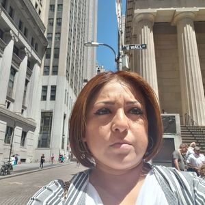 Meet your Posher, Edith